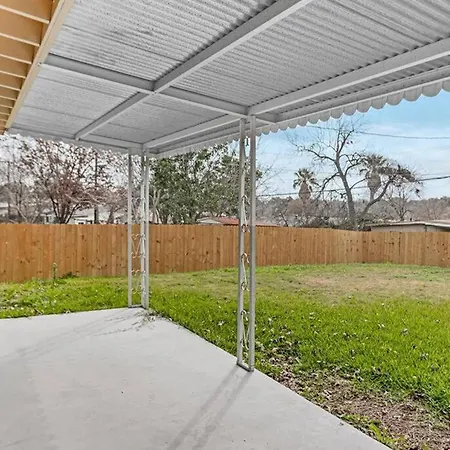 Fenced Backyard, King Bed, Near Medical Center, Aquarium, And Seaworld Villa